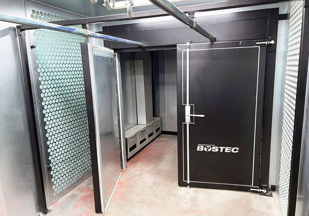 Powder Coating Room with Box Oven