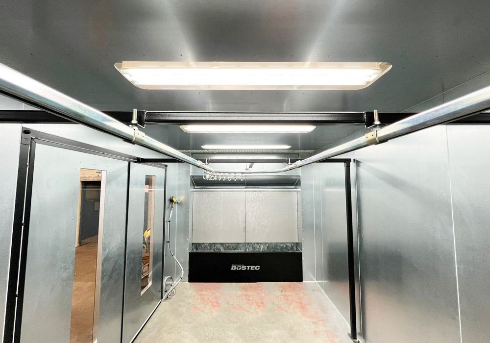 Powder Coating Room with Overhead Conveyor