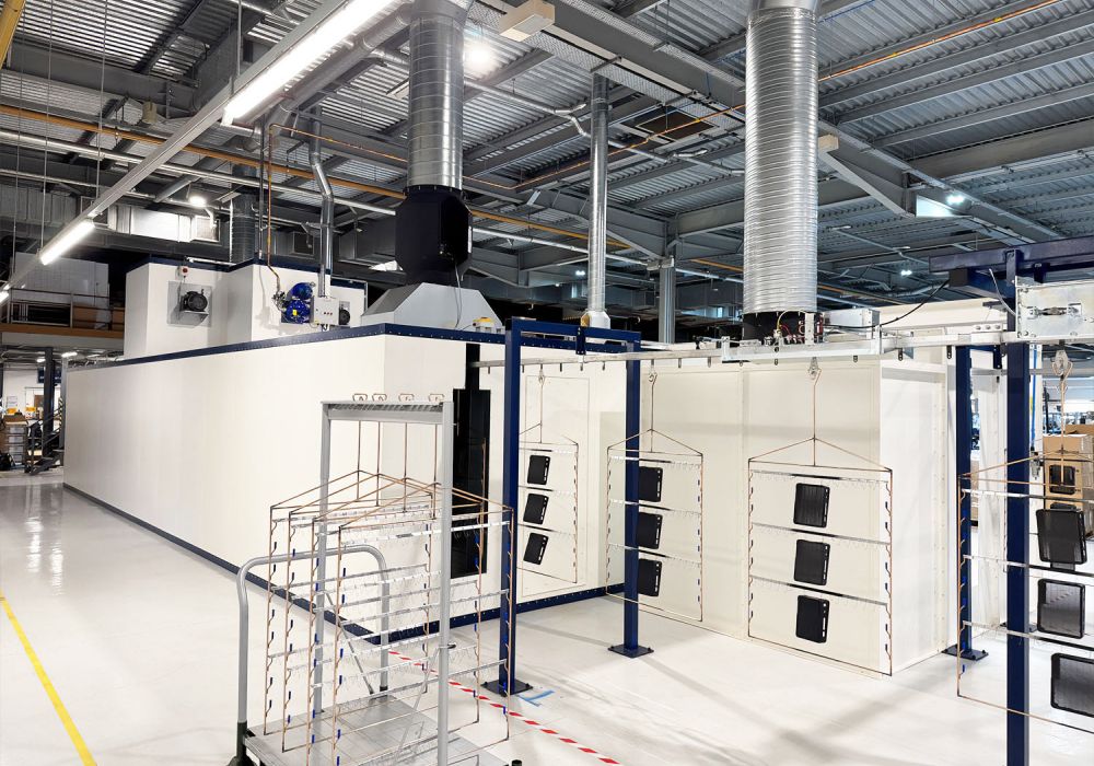 Tunnel Oven and Conveyor